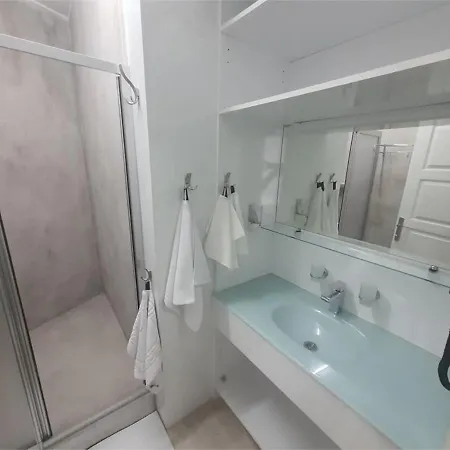 Apartment Medar *
